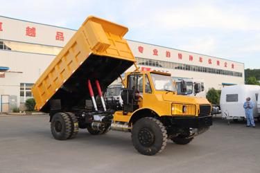 4×2工礦專用越野自卸車_尖頭雙橋自卸貨車卡車_礦山劣質(zhì)路況運(yùn)輸車